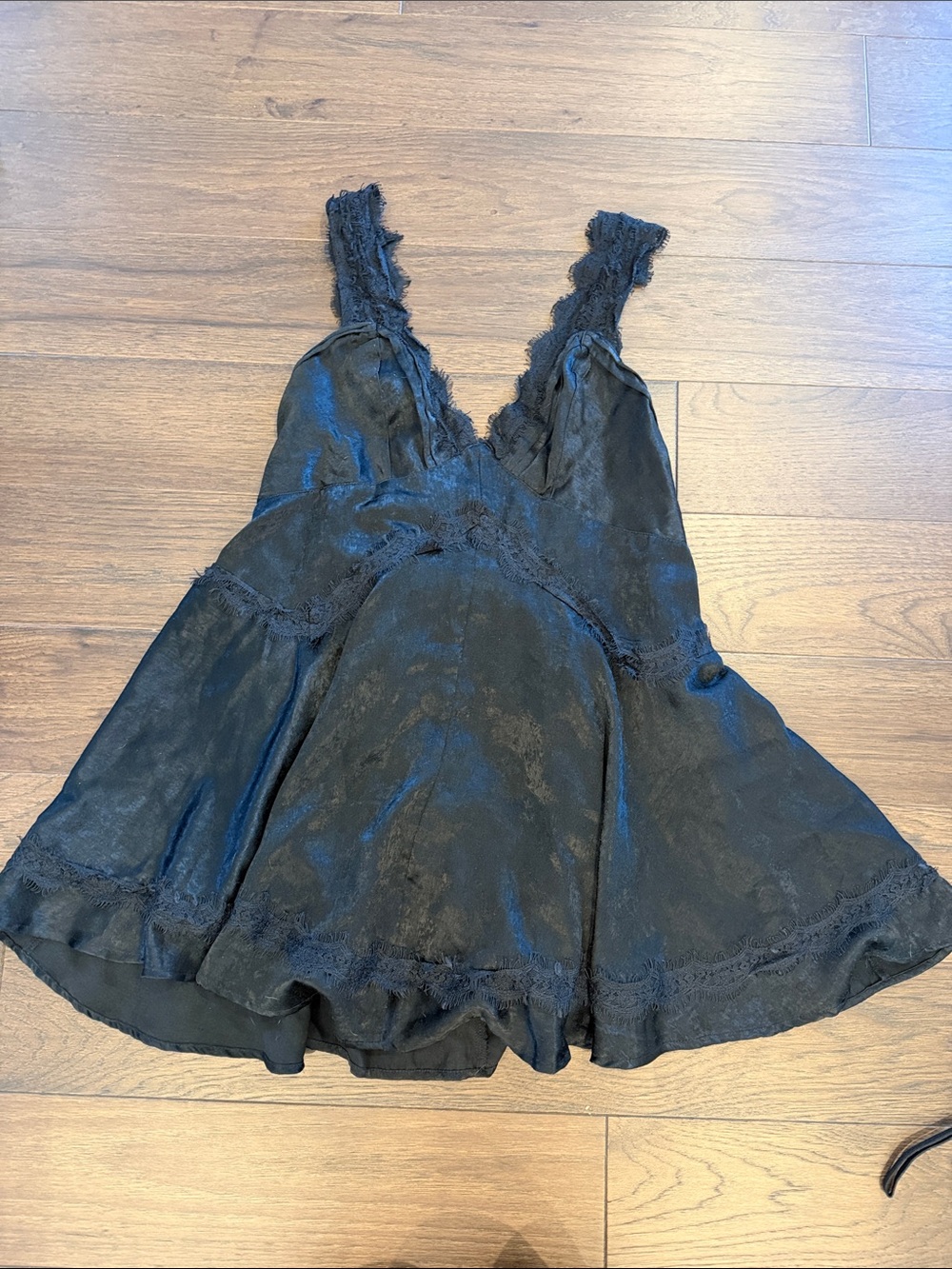 Urban Outfitters Black Tiffany Satin & Lace Mini Dress Size XL- C27-123
